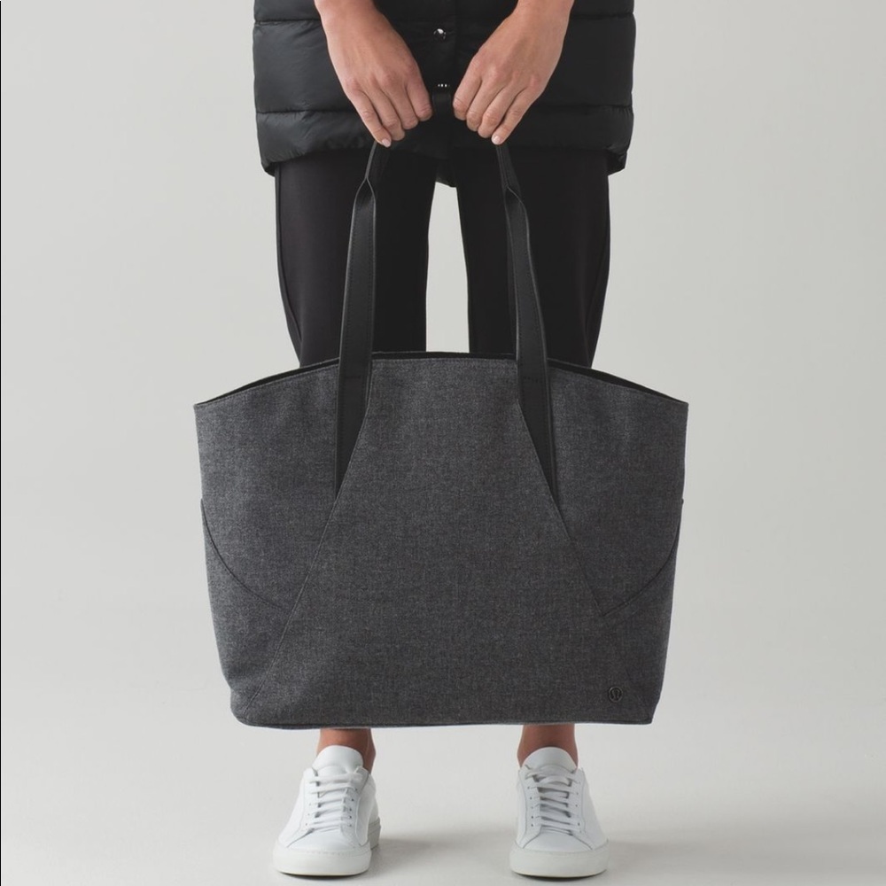 LULULEMON grey tote bag